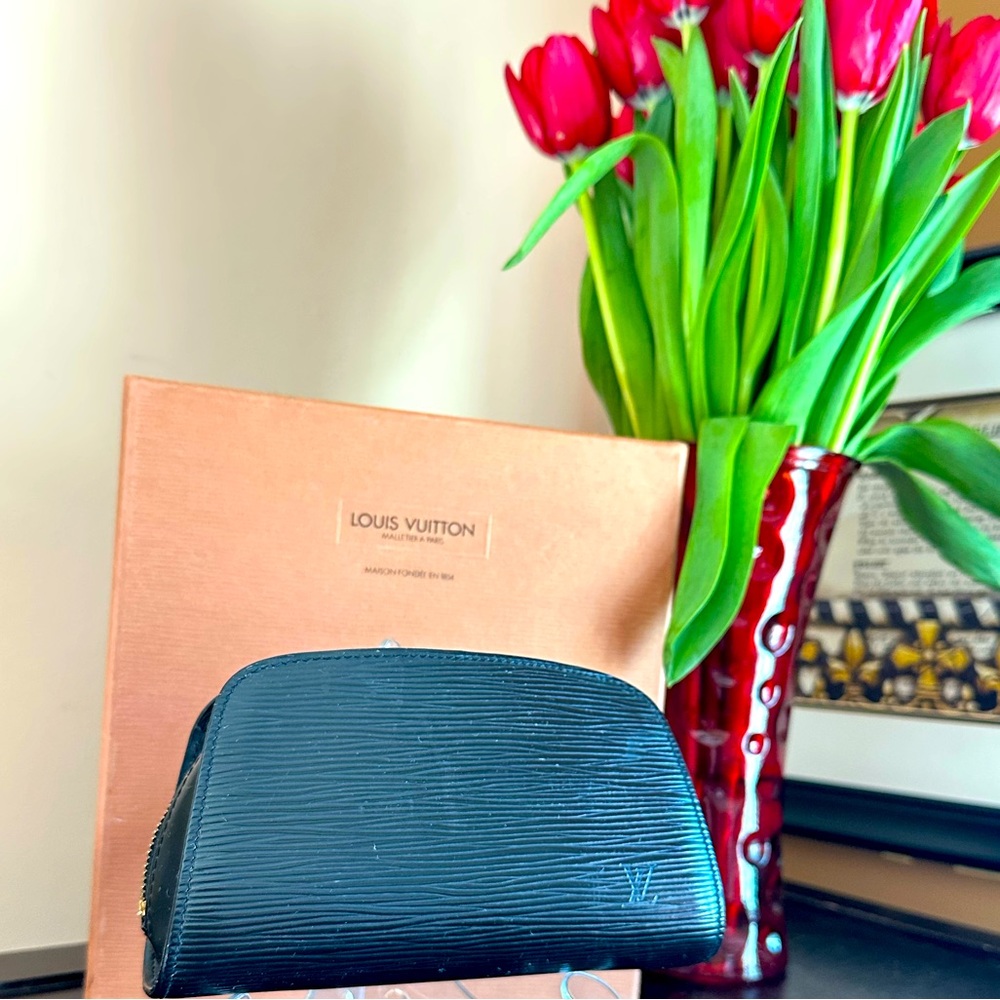 Louis Vuitton Epi Dauphine 24 Cosmetic Pouch